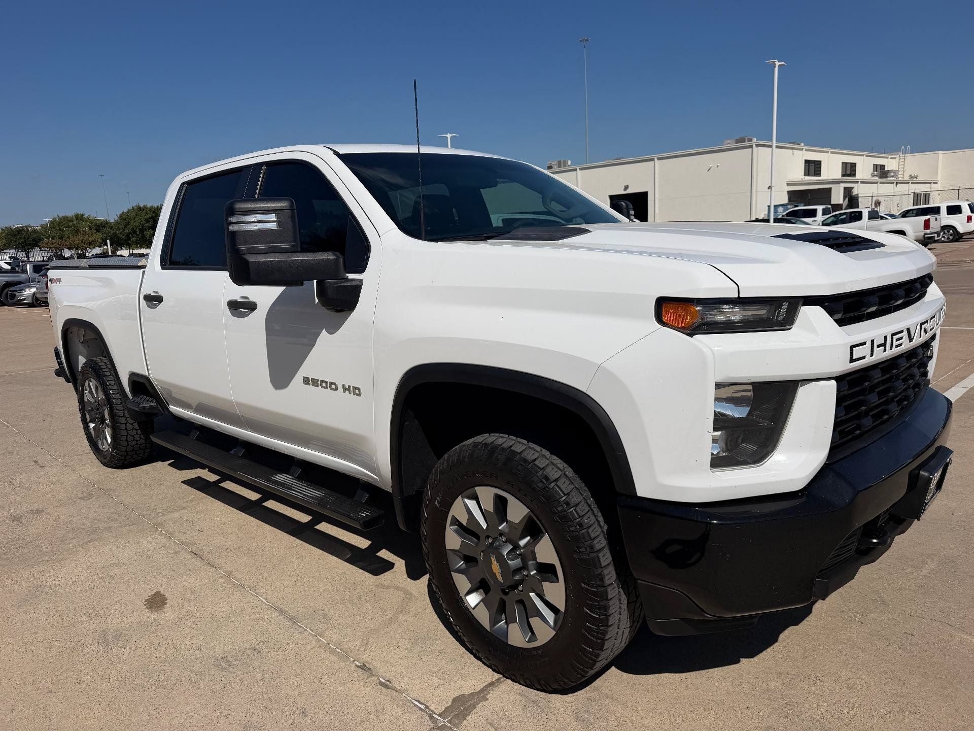 Used 2022 Chevrolet Silverado 2500 Custom w/ Custom Convenience Package AWD/4WD image 2
