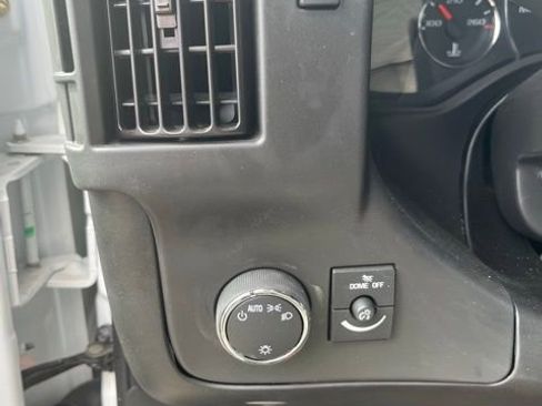 New 2025 Chevrolet Express 3500 Work Van w/ Power Convenience Package image 24