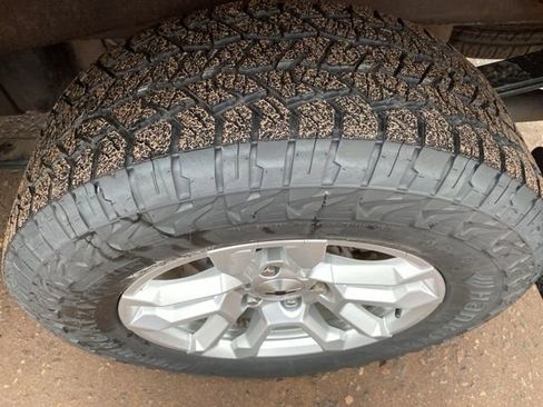 Used 2023 Chevrolet Silverado 1500 RST image 27