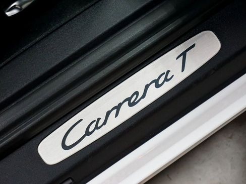 Used 2019 Porsche 911 Carrera image 65