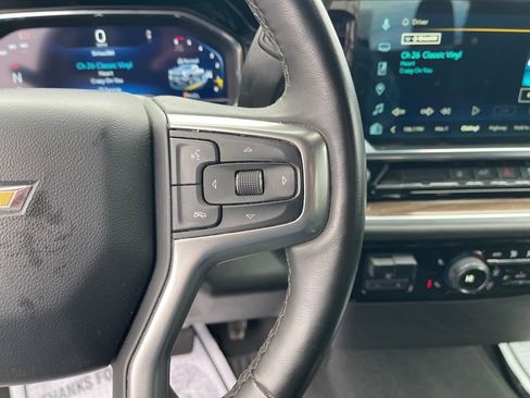 Used 2025 Chevrolet Silverado 2500 LT w/ Convenience Package image 16