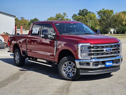 New 2026 Ford F250 Lariat w/ FX4 Off-Road Package image 2