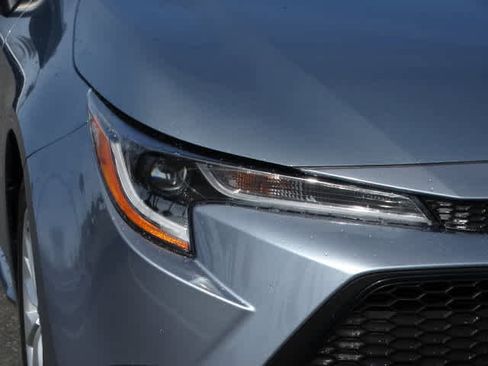 Certified 2022 Toyota Corolla LE w/ LE Convenience Package image 5