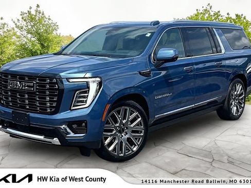 Used 2026 GMC Yukon XL Denali Ultimate AWD/4WD image 1