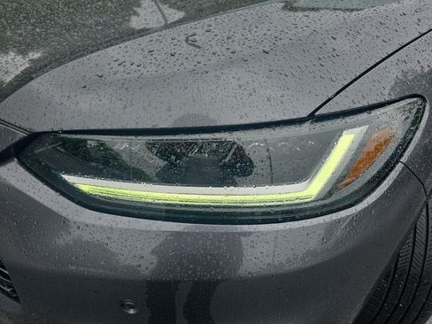 Certified 2024 Honda HR-V EX-L image 30