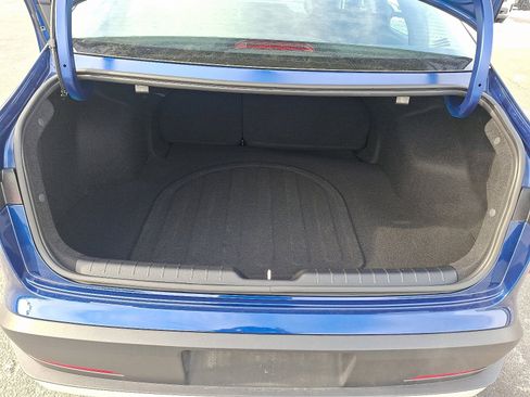 Used 2025 Kia K4 LXS image 28