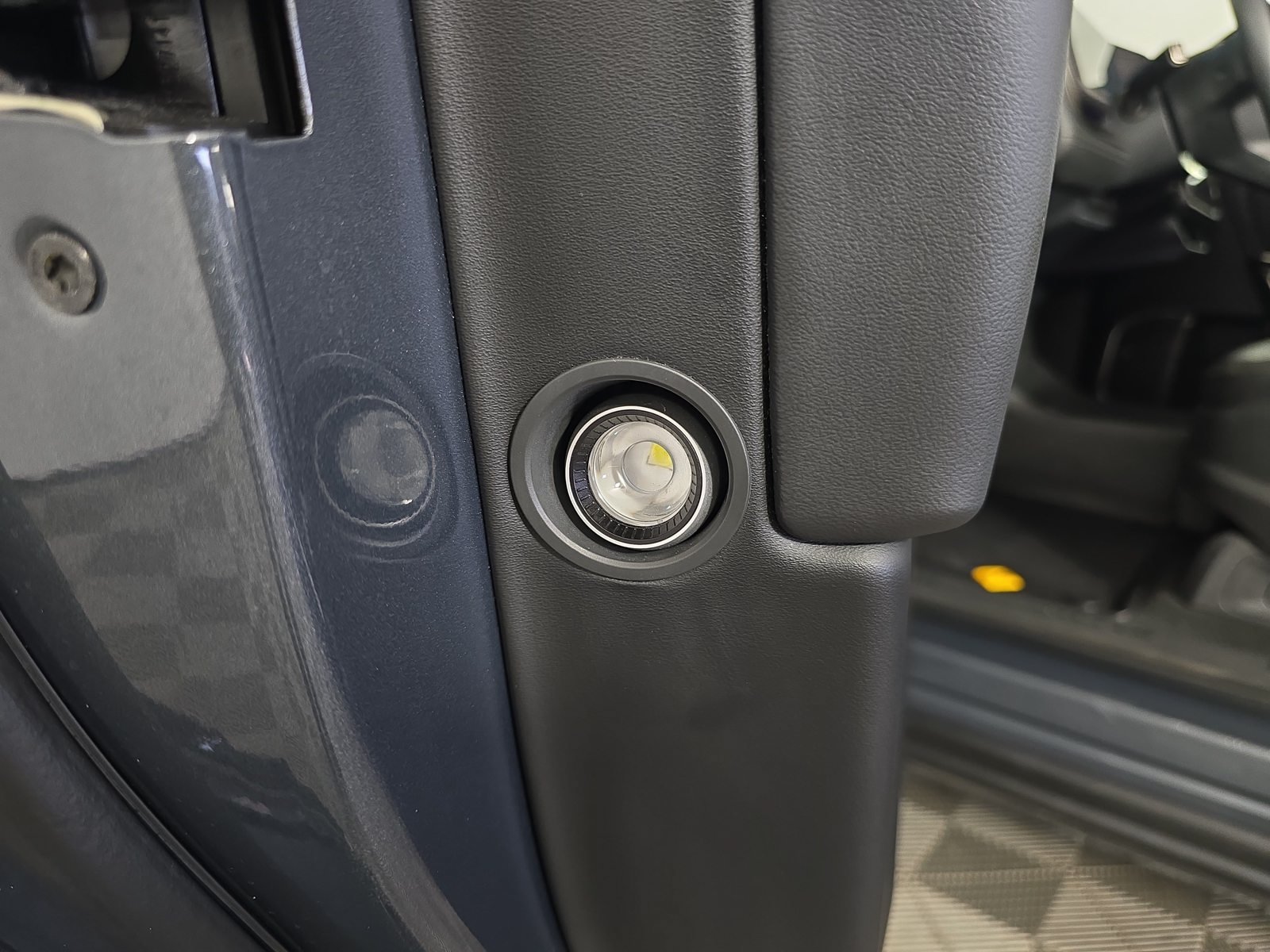 Used 2023 Rivian R1S Adventure Quad AWD/4WD image 31