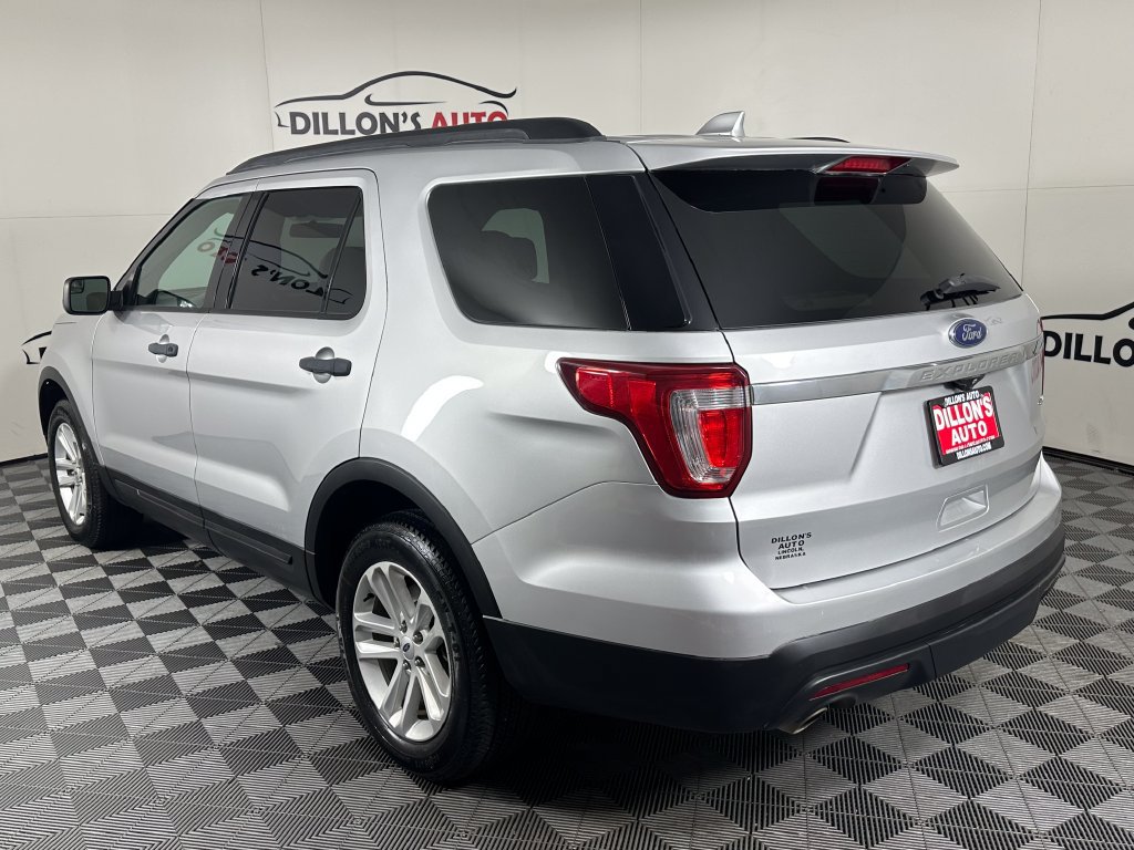Used 2017 Ford Explorer 4WD image 4