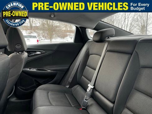 Used 2022 Chevrolet Malibu LT image 22