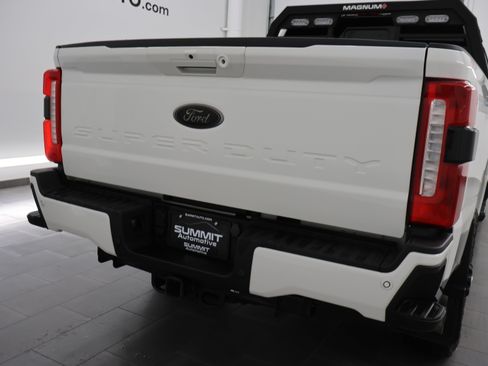 Used 2024 Ford F350 Lariat w/ Lariat Ultimate Package AWD/4WD image 30