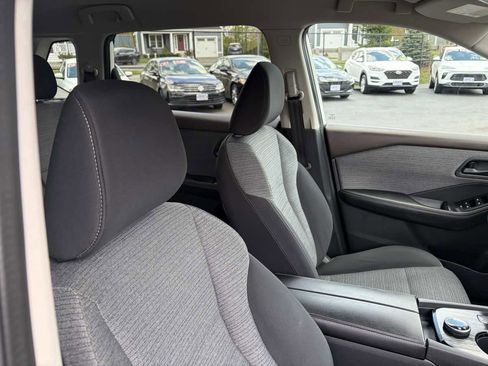 Used 2021 Nissan Rogue S AWD/4WD image 26