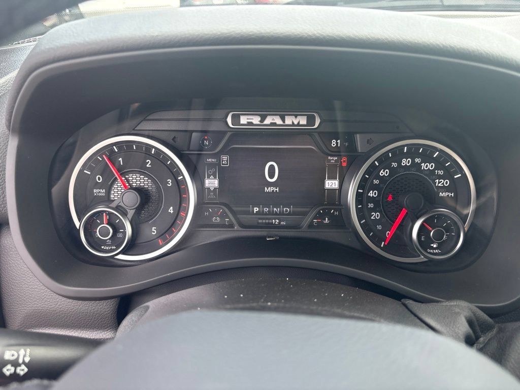 New 2027 RAM 3500 Big Horn AWD/4WD image 23