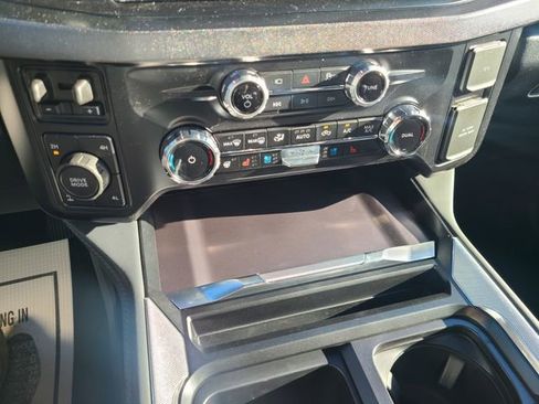 New 2026 Ford F250 Platinum image 13