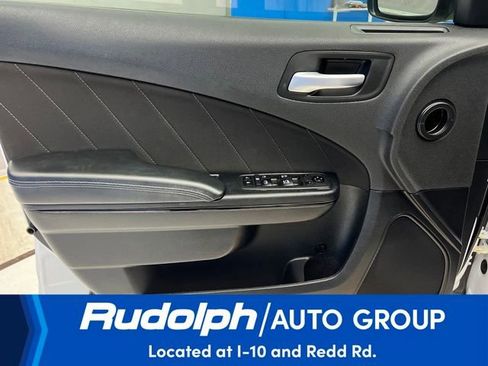 Used 2020 Dodge Charger SXT w/ Blacktop Package image 10
