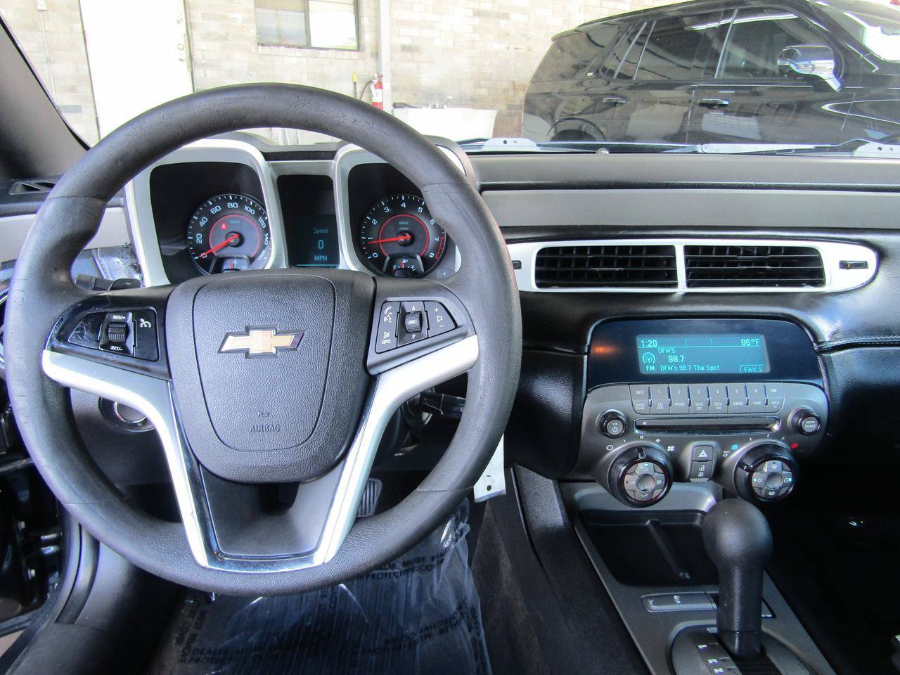 Used 2014 Chevrolet Camaro LS RWD image 15
