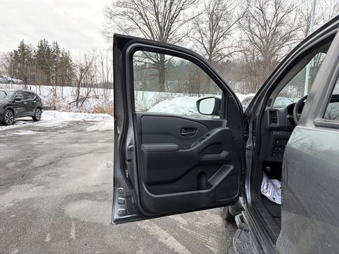 Used 2022 Nissan Frontier S w/ Technology Package image 10