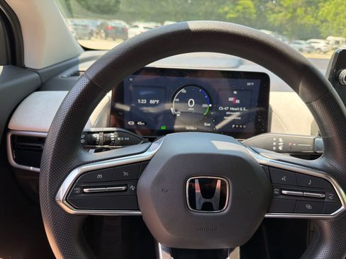 Used 2024 Honda Prologue EX image 24