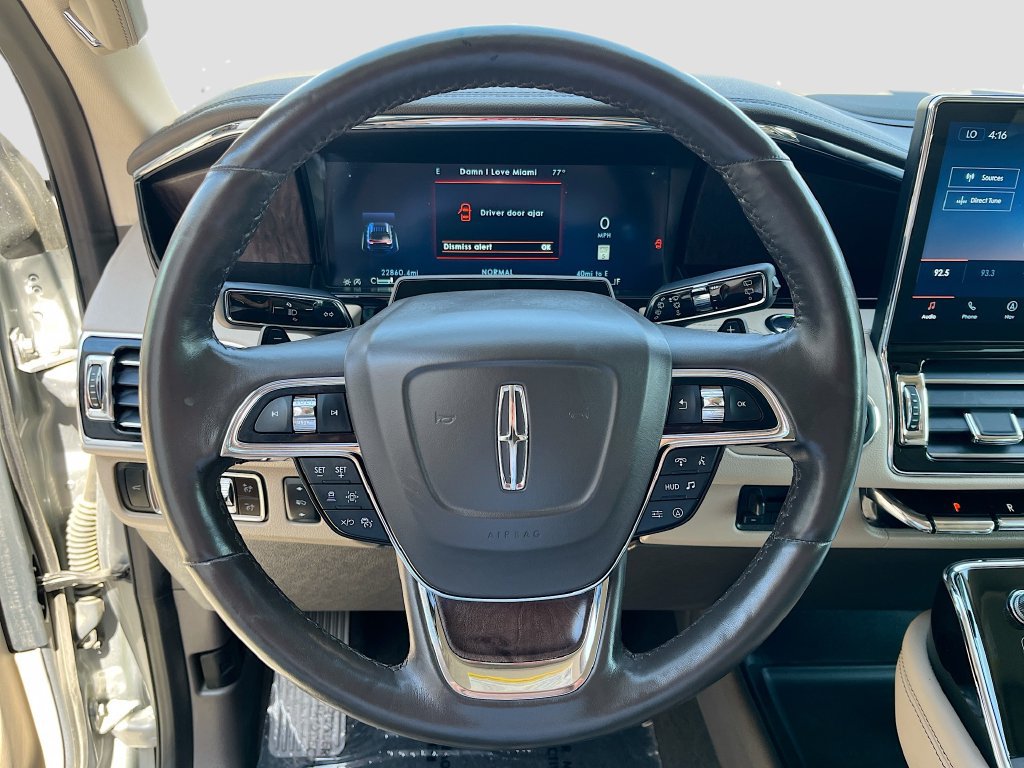 Used 2024 Lincoln Navigator L Reserve AWD/4WD image 11