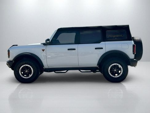 Used 2021 Ford Bronco Badlands image 8