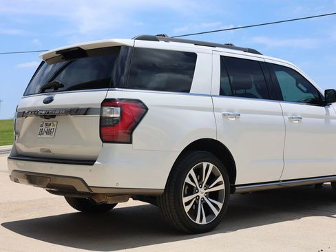 Used 2021 Ford Expedition King Ranch AWD/4WD image 4