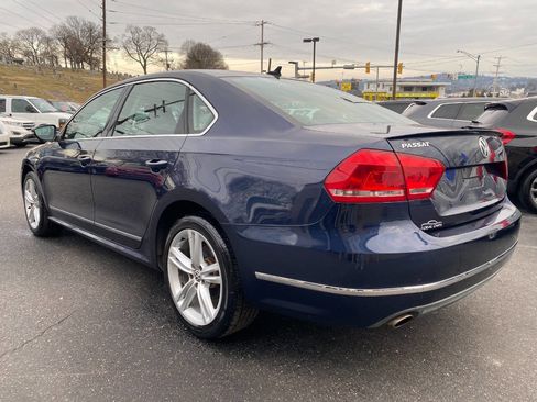 Used 2012 Volkswagen Passat TDI SE image 5
