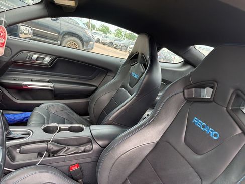Used 2021 Ford Mustang GT Premium w/ Equipment Group 401A RWD image 5
