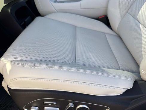 Used 2026 Hyundai Palisade Calligraphy image 32