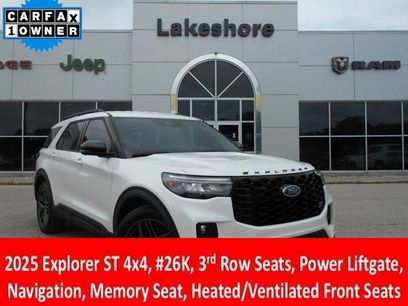 Used 2025 Ford Explorer ST
