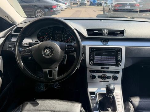 Used 2013 Volkswagen CC Sport FWD image 15