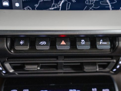 Used 2022 Porsche 911 Turbo S image 25