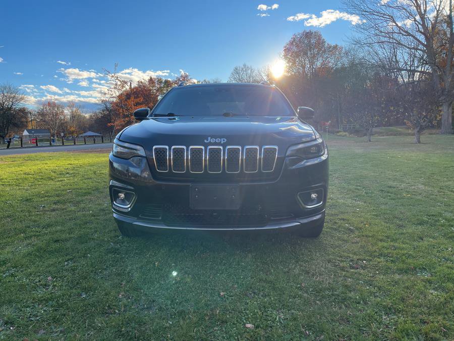 Used 2019 Jeep Cherokee Limited w/ Luxury Group AWD/4WD image 17