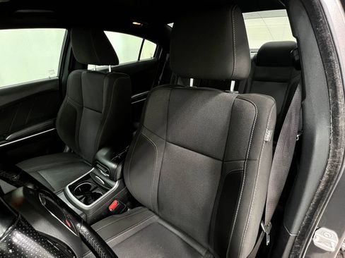 Used 2022 Dodge Charger SXT AWD/4WD image 13