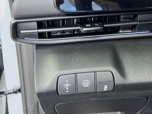 New 2025 Hyundai Elantra SEL w/ Cargo Package image 9