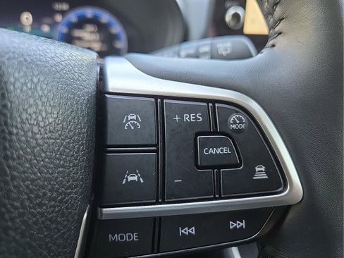 Used 2024 Toyota Grand Highlander Limited image 19