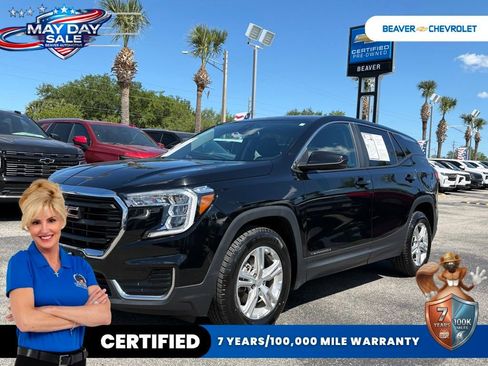 Used 2024 GMC Terrain SLE FWD image 1