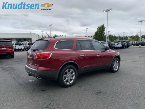 Used 2010 Buick Enclave CXL w/ Trailering Provision Package AWD/4WD image 7