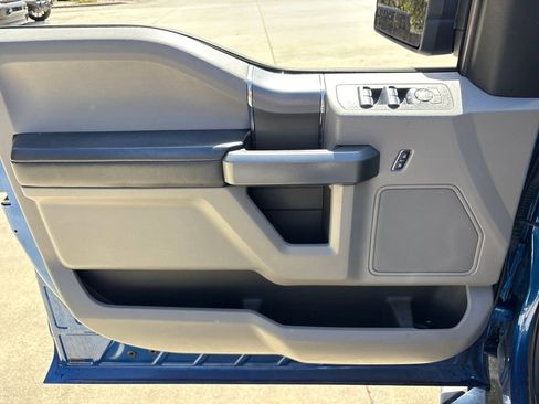 Used 2018 Ford F150 XLT w/ Equipment Group 302A Luxury image 15