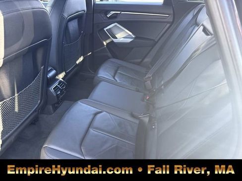 Used 2025 Audi Q3 2.0T Premium image 16