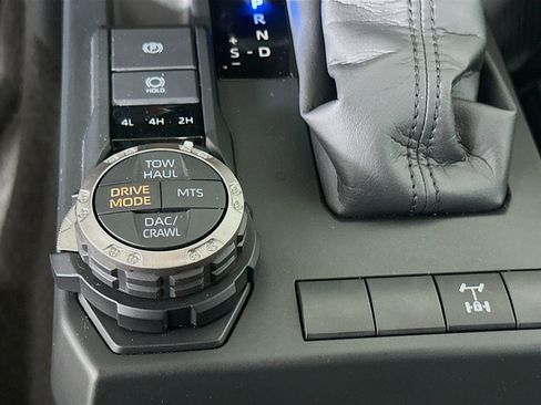 Used 2025 Toyota 4Runner TRD Off-Road image 26