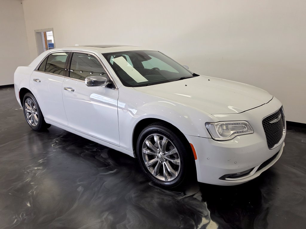 Used 2015 Chrysler 300 C w/ Light Group AWD/4WD image 27