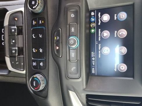 Used 2023 GMC Terrain SLE FWD image 22