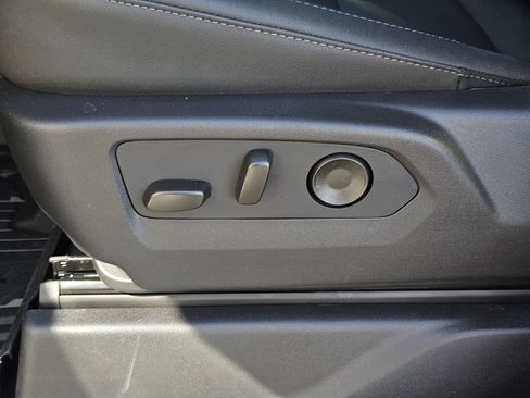 New 2026 Chevrolet Silverado 1500 LT image 26