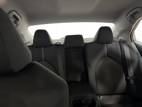 Used 2023 Toyota Camry LE image 32