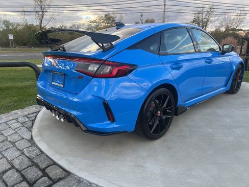 Used 2025 Honda Civic Type R image 5