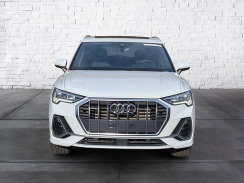 Certified 2023 Audi Q3 2.0T Premium Plus w/ Premium Plus Package image 3