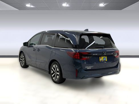 Used 2025 Honda Odyssey EX-L image 2