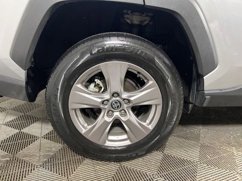 Used 2022 Toyota RAV4 XLE image 13