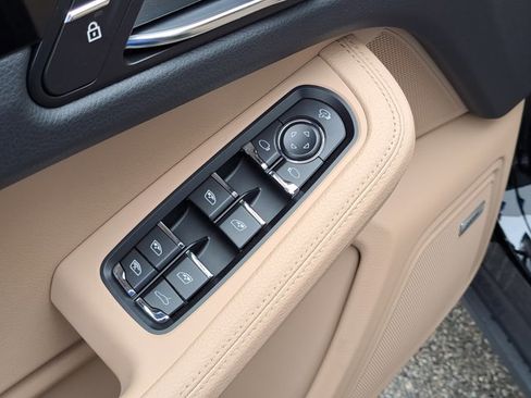 New 2026 Porsche Macan S image 25