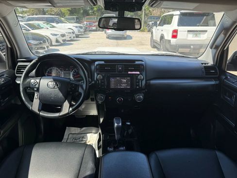 Used 2017 Toyota 4Runner TRD Pro AWD/4WD image 11