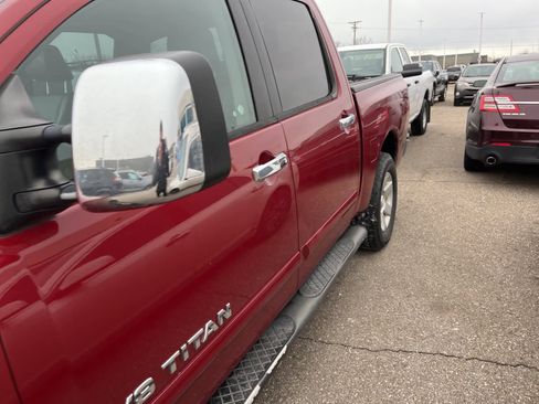 Used 2006 Nissan Titan LE w/ (S01) Side-Airbag Pkg w/ VDC image 8